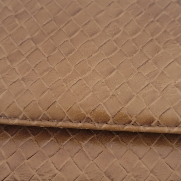 Liz Claiborne Purse Shoulder Bag Weave Pattern Leather - Picture 7 of 9